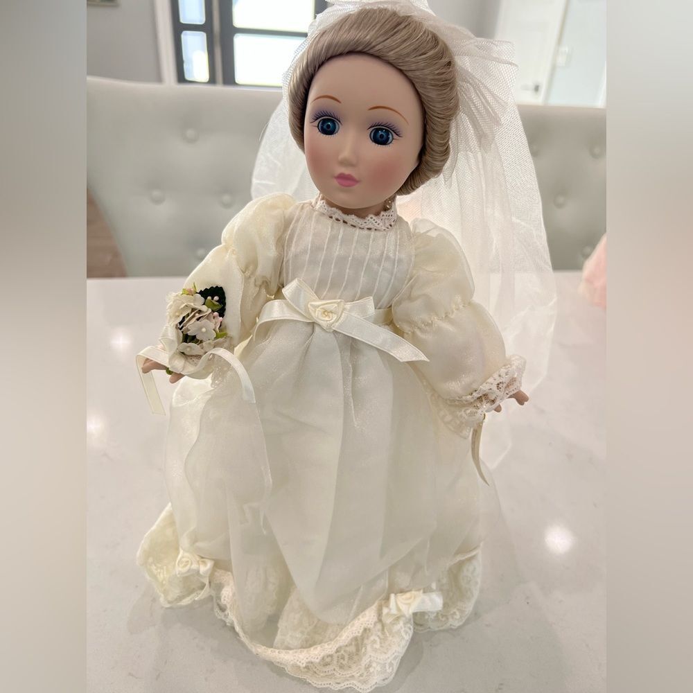 Vintage Danbury Mint Porcelain Doll (Margaret An Empire bride)